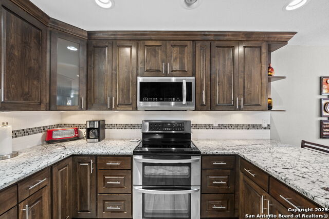 Image 13 of 38 For 1008 Robert Derrick Dr.