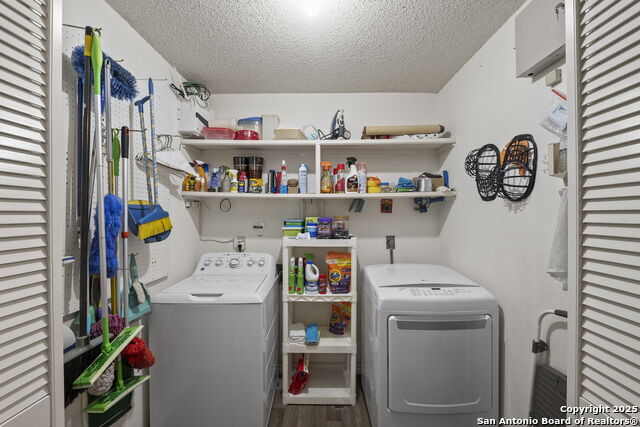 Image 16 of 38 For 1008 Robert Derrick Dr.