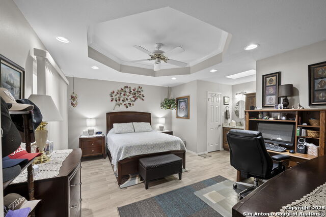 Image 17 of 38 For 1008 Robert Derrick Dr.