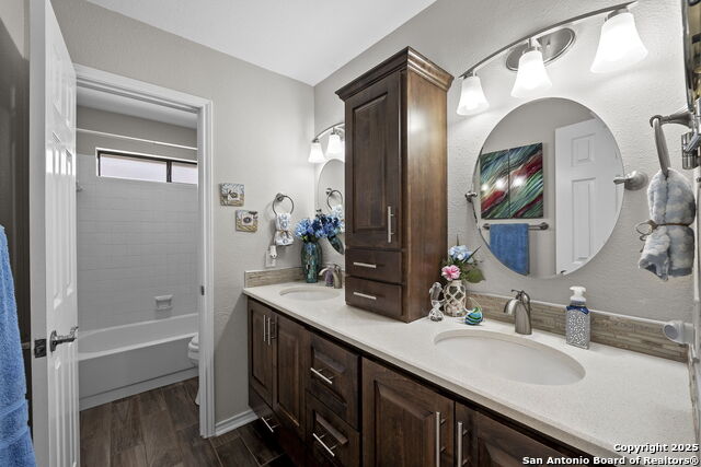 Image 26 of 38 For 1008 Robert Derrick Dr.