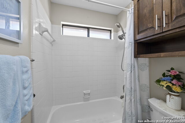 Image 27 of 38 For 1008 Robert Derrick Dr.