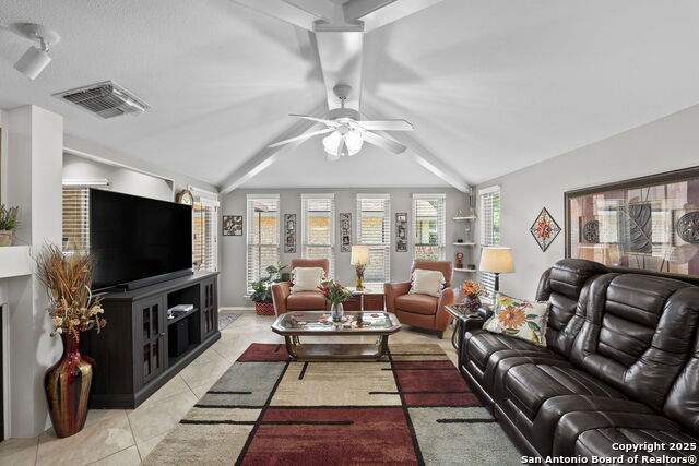 Image 4 of 38 For 1008 Robert Derrick Dr.