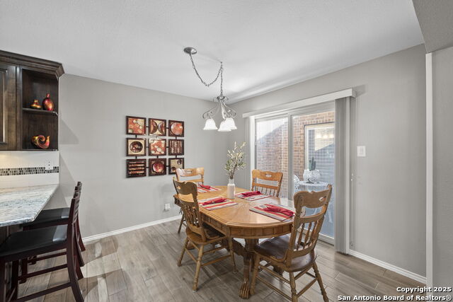 Image 7 of 38 For 1008 Robert Derrick Dr.