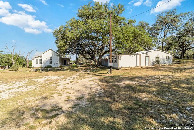 Listing photo id 38 for 30951 Blanco Rd