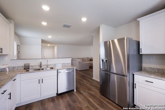 Image 14 of 33 For 13735 Prospector Post