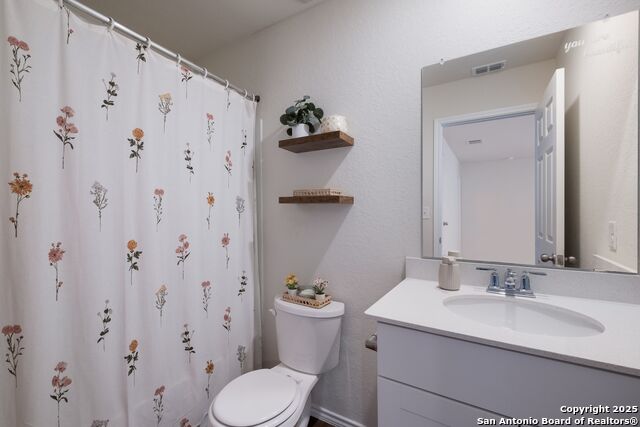 Image 23 of 33 For 13735 Prospector Post