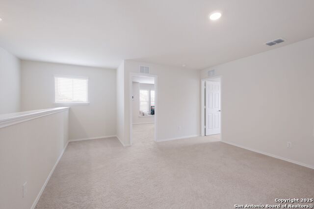 Image 24 of 33 For 13735 Prospector Post