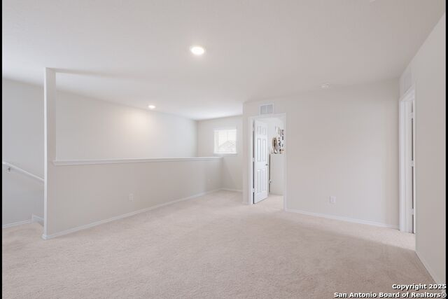 Image 26 of 33 For 13735 Prospector Post