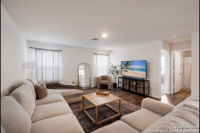 Image 8 of 33 For 13735 Prospector Post