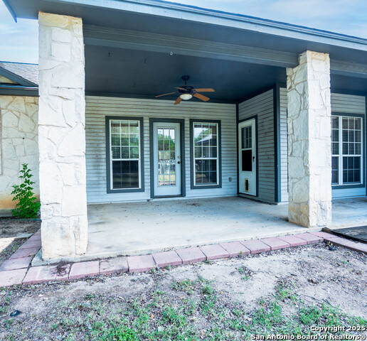 Image 20 of 25 For 5535 Circle Oak Dr.
