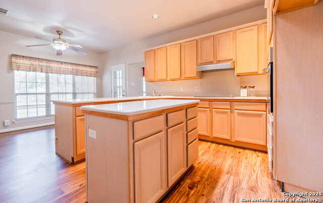 Image 9 of 25 For 5535 Circle Oak Dr.