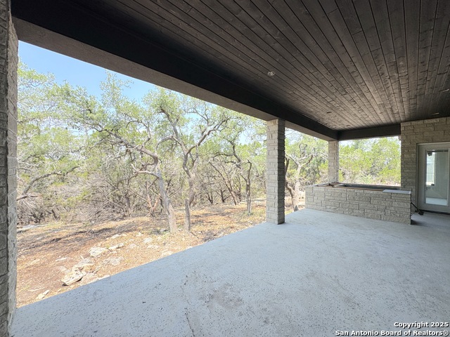 Image 18 of 25 For 985 Malbec Loop