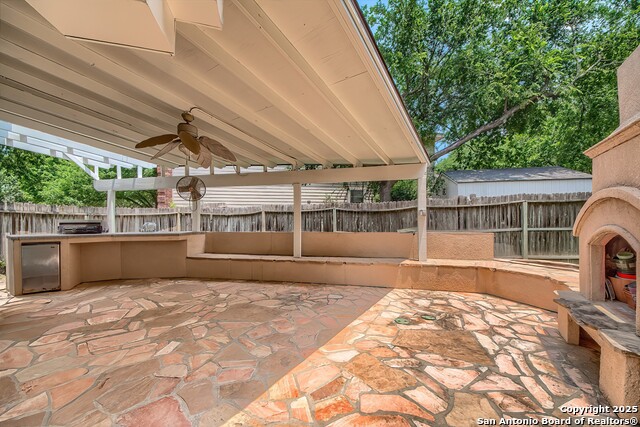 Listing photo id 30 for 3512 Mcalister
