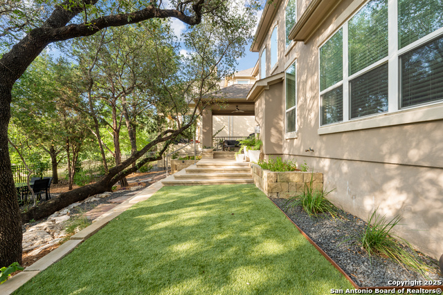 Listing photo id 27 for 11923 Sandbar
