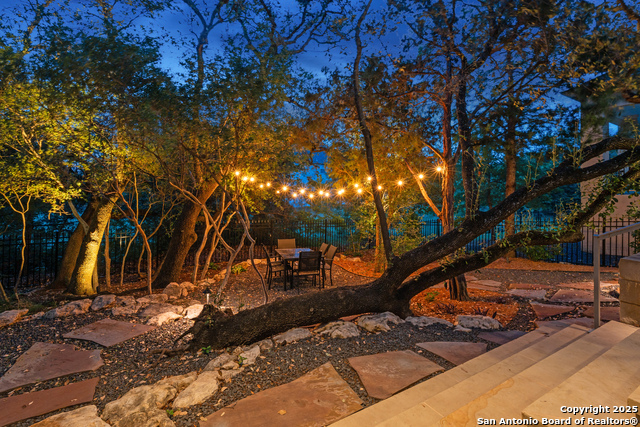 Listing photo id 30 for 11923 Sandbar