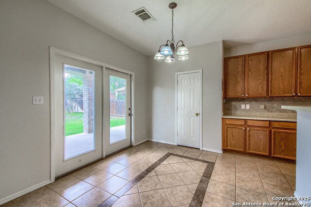 Image 12 of 33 For 112 Springtree Bend