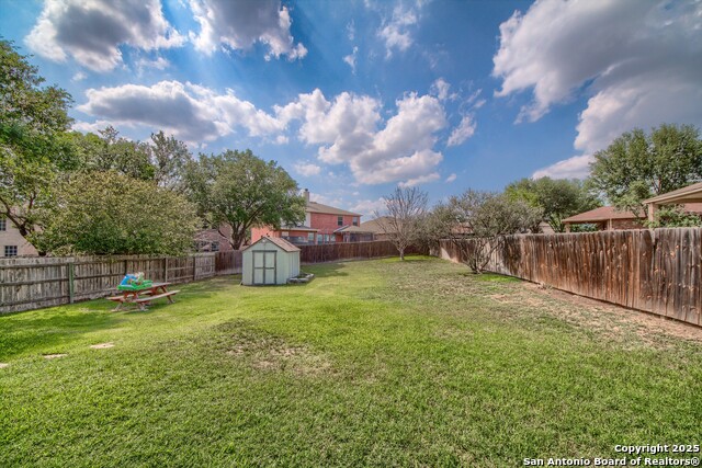 Image 33 of 33 For 112 Springtree Bend