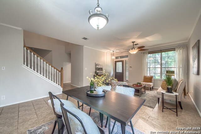Image 4 of 33 For 112 Springtree Bend
