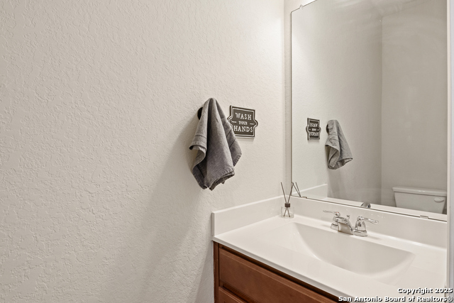 Listing photo id 11 for 2414 Cotton Forrest