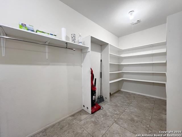 Image 19 of 40 For 3355 Rosetti Dr