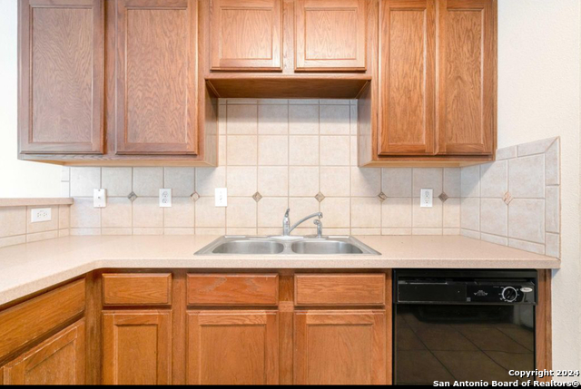 Image 7 of 22 For 7159 Summer Way