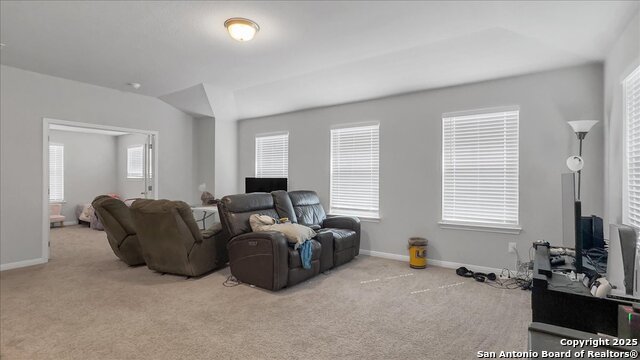 Image 22 of 41 For 229 Colebrook Way