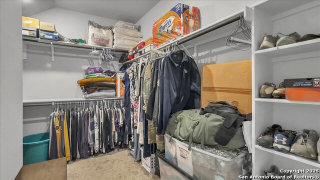 Image 32 of 41 For 229 Colebrook Way