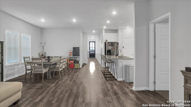 Image 4 of 41 For 229 Colebrook Way
