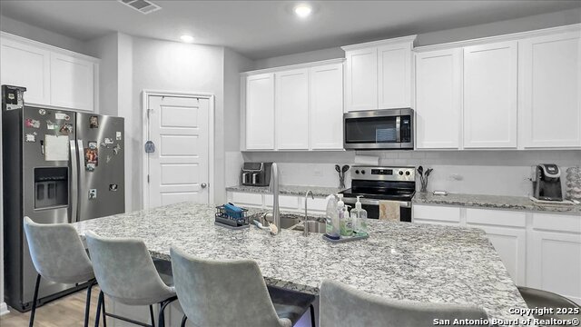 Image 8 of 41 For 229 Colebrook Way