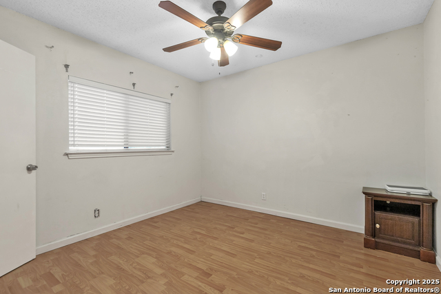 Image 18 of 24 For 10222 Canton Fld