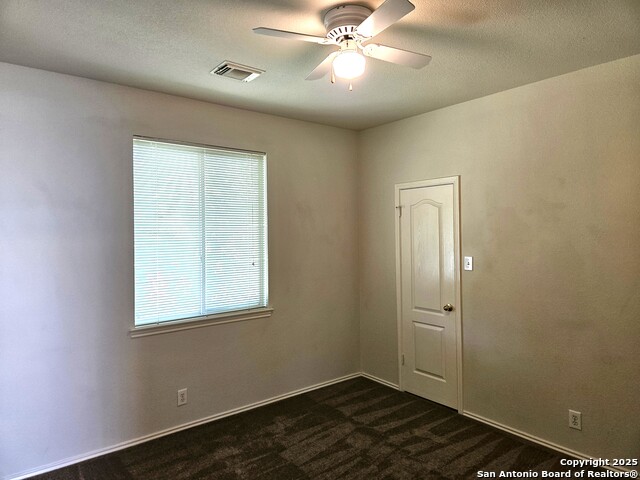 Image 18 of 22 For 237 Tapwood Ln