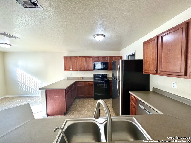 Image 4 of 15 For 5002 Terrace Wood