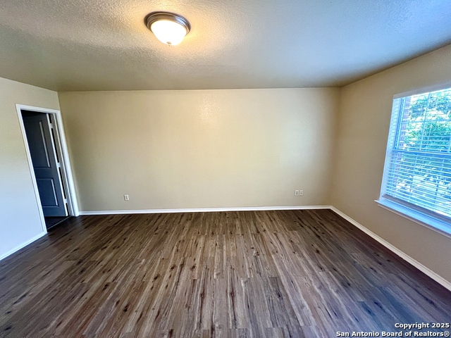 Image 7 of 15 For 5002 Terrace Wood