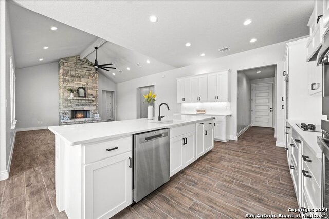 Image 11 of 53 For 109 Hondo Drive