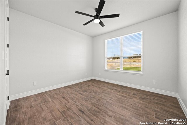 Image 32 of 53 For 109 Hondo Drive