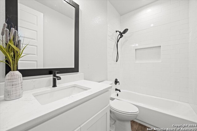 Image 37 of 53 For 109 Hondo Drive