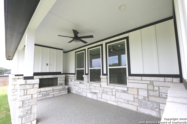Image 44 of 53 For 109 Hondo Drive
