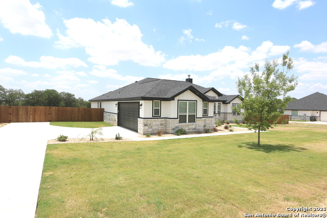 Image 49 of 53 For 109 Hondo Drive