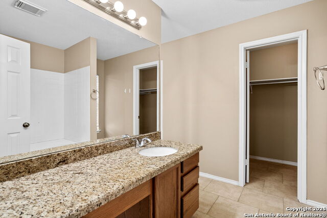 Image 22 of 32 For 1215 Dezarae St.,