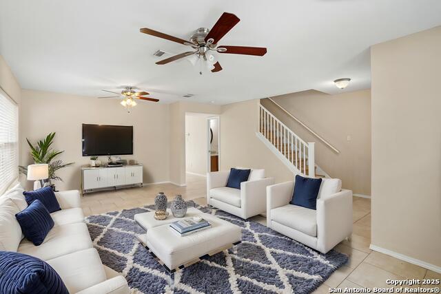 Image 4 of 32 For 1215 Dezarae St.,