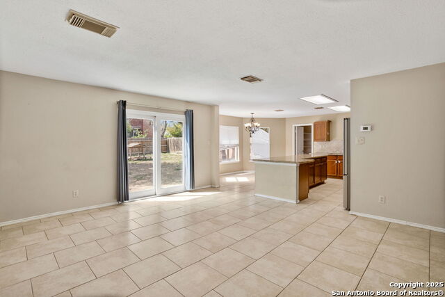 Image 7 of 32 For 1215 Dezarae St.,