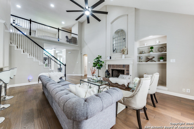 Image 8 of 28 For 16702 Stones Throw