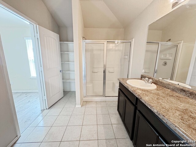 Image 14 of 25 For 920 Bexley Dr.