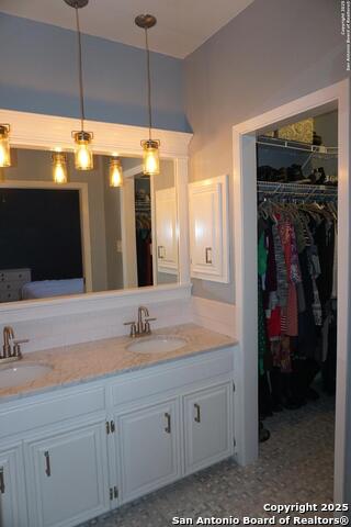 Listing photo id 3 for 9200 Fallworth