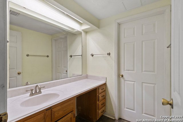 Image 17 of 41 For 6641 Rr 1120  A, B, C, D