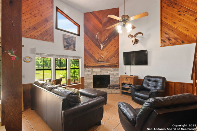 Image 32 of 41 For 6641 Rr 1120  A, B, C, D