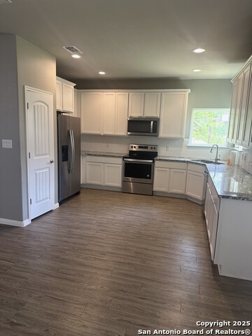 Image 3 of 13 For 137 Sycamore Circle