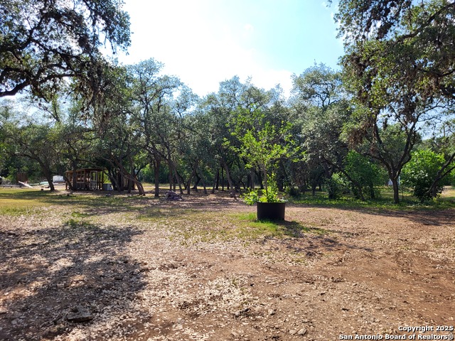 Listing photo id 10 for 11760 Sunset Woods