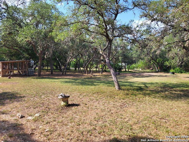 Listing photo id 15 for 11760 Sunset Woods