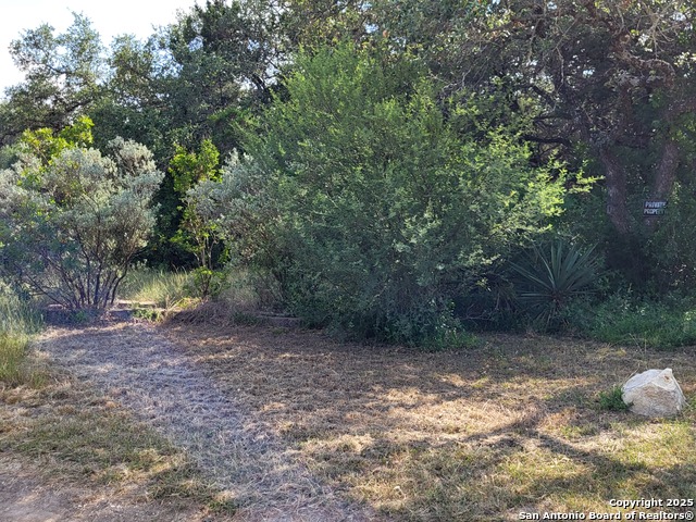 Listing photo id 17 for 11760 Sunset Woods
